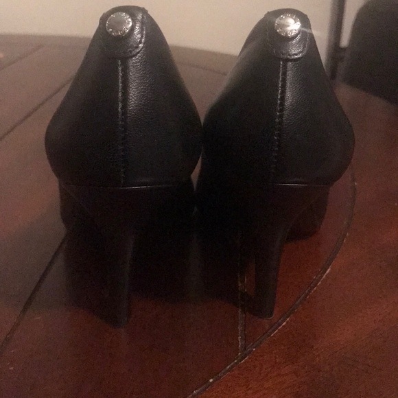 Black leather 3 inch heels - Picture 4 of 4